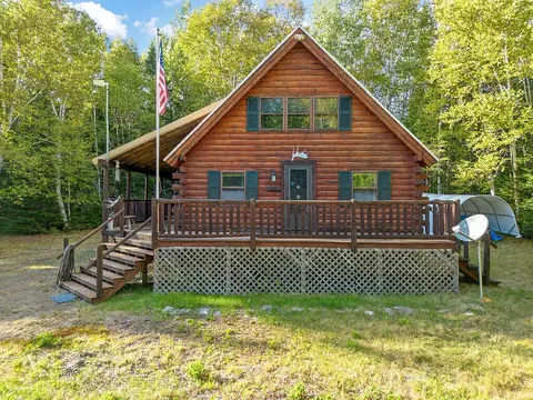 11 Woods Rd, Dallas Plt, ME 04970