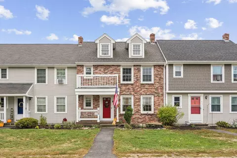 5 Oregon Ave #210, Old Orchard Beach, ME 04064