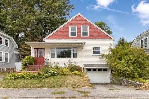 14 Bellegarde Ave, Lewiston, ME 04240