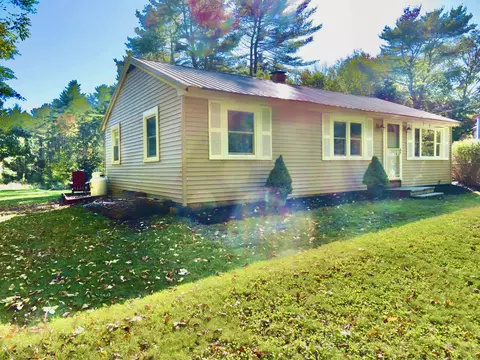 167 Weymouth Rd, Gray, ME 04039