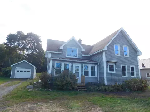 15 Main Rd, Eddington, ME 04428