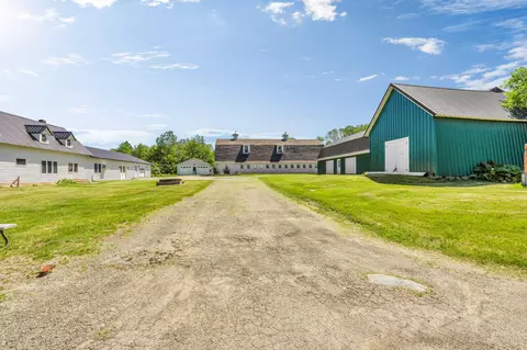 2979 Hudson Rd, Hudson, ME 04449