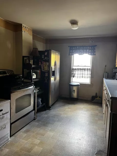 6 Crooker St, Bath, ME 04530 photo 5