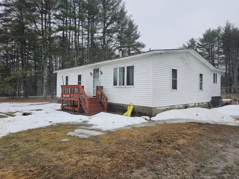 1733 N Rd, Cornish, ME 04020