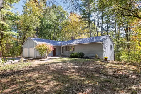 263 Beech Ridge Rd, Scarborough, ME 04074