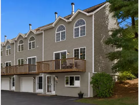 83 Hydrangea Cir #11, Naples, ME 04055