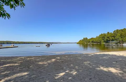 83 Hydrangea Cir #11, Naples, ME 04055