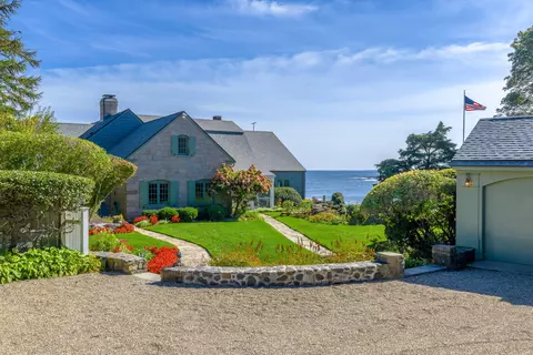 21 Starboard Ln, York, ME 03909