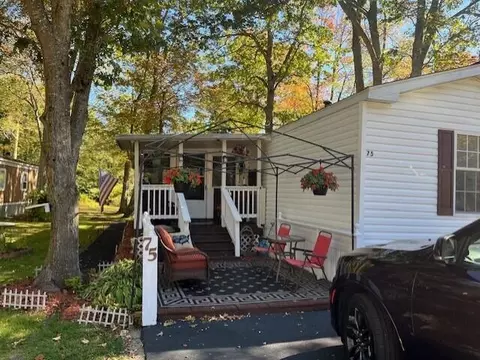 75 Caincrest Rd, York, ME 03909