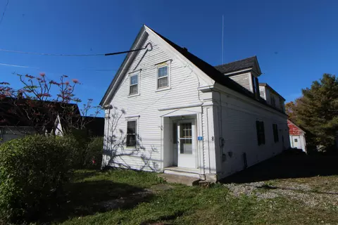 8 Bridge St, Bucksport, ME 04416