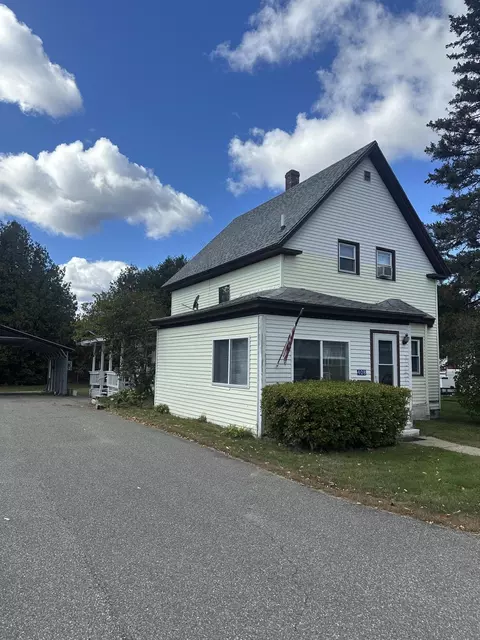 408 Katahdin Ave, Millinocket, ME 04462