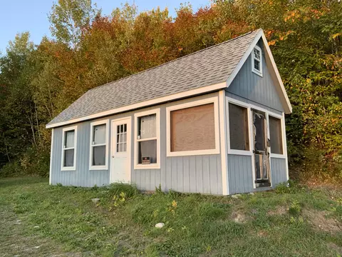 019 Bear Ln, Rumford, ME 04276