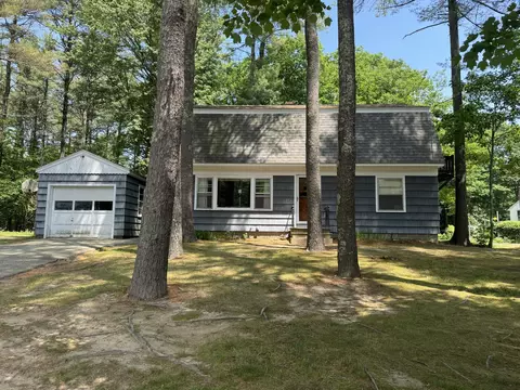 256 Berwick Rd #A, Ogunquit, ME 03907