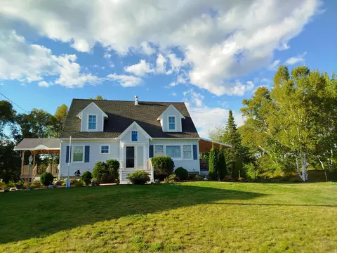 717 Crystal Rd, Crystal, ME 04747