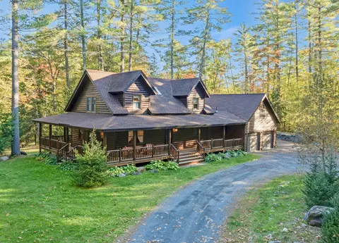 32 Lake Como Drive Dr, Harmony, ME 04942