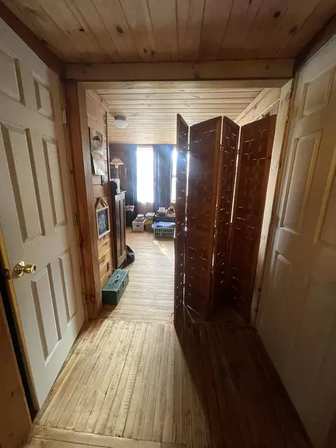 Entry Way - 565 River Rd, Anson, ME 04958 photo 3 of 11