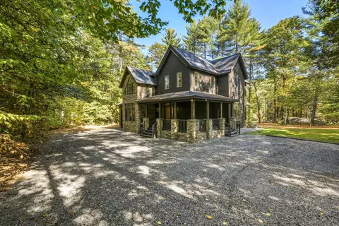 52 N Bridgton Rd, Waterford, ME 04088