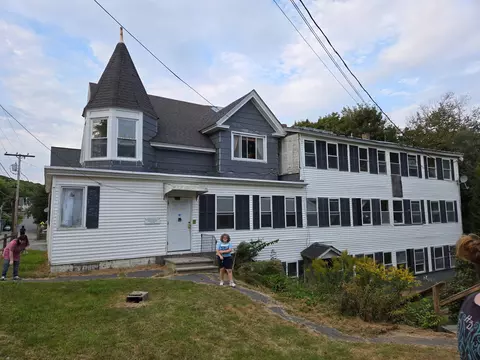 33 Washington St, Augusta, ME 04330 photo 10