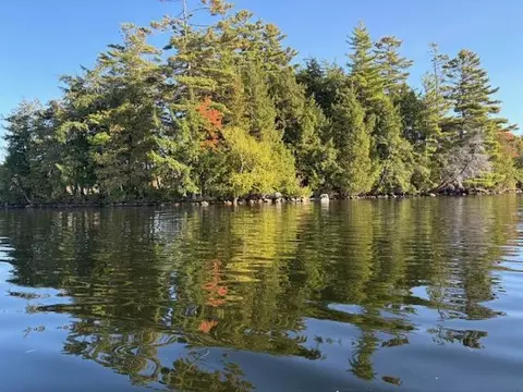 M16 L16a Walters Island, Sidney, ME 04330