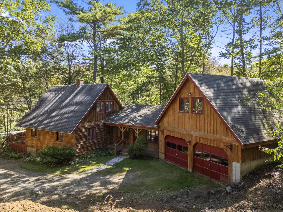 Exterior - 9 Intervale Rd, Cape Neddick, ME 03902 photo 4 of 10