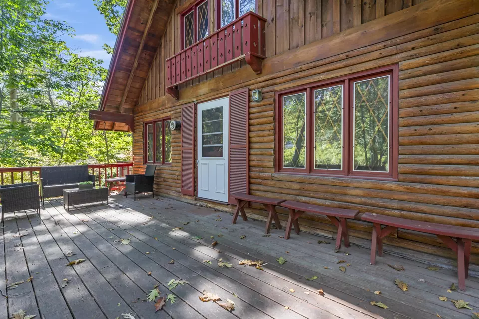 Exterior - 9 Intervale Rd, Cape Neddick, ME 03902 photo 6 of 10