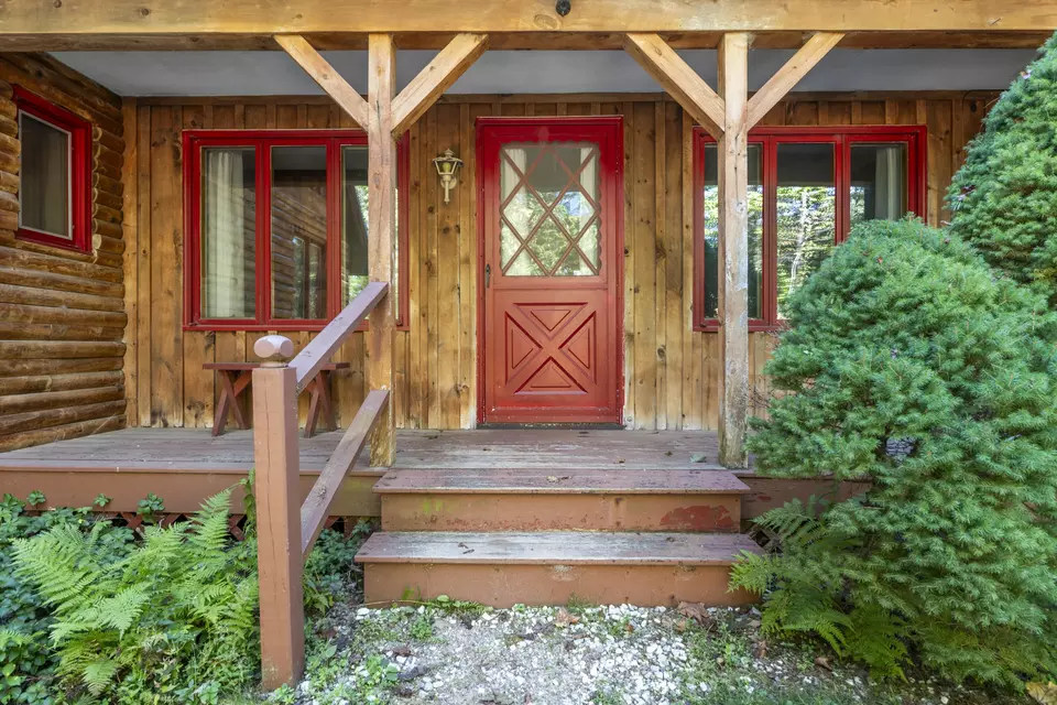 Exterior - 9 Intervale Rd, Cape Neddick, ME 03902 photo 3 of 10
