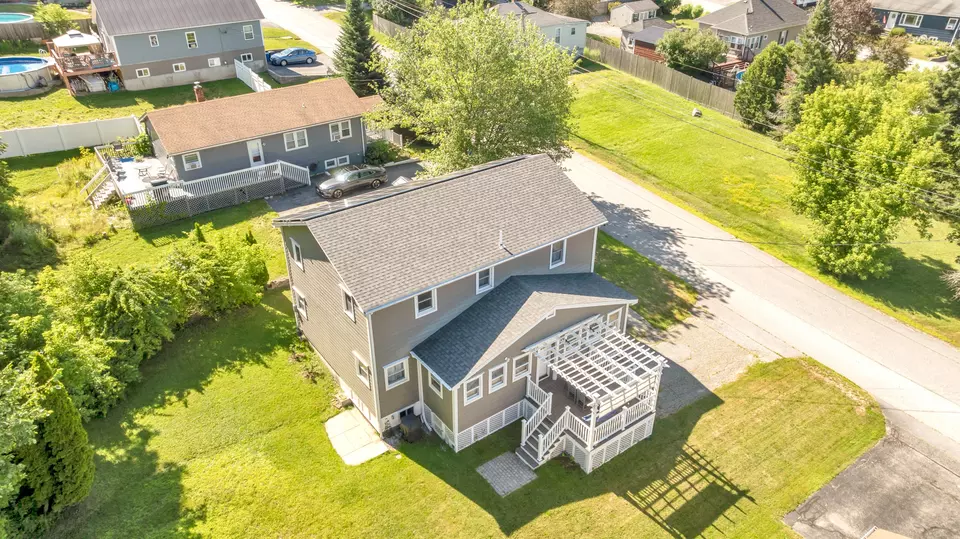 View/Area - 31 Leavitt Ave, Lewiston, ME 04240 photo 3 of 12