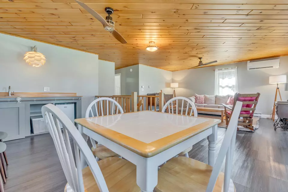 Dining - 31 Leavitt Ave, Lewiston, ME 04240 photo 3 of 3