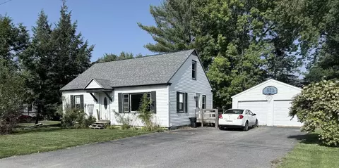 4 Marie St, Winslow, ME 04901