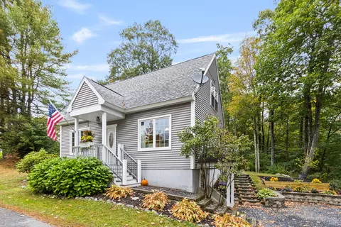 12 West St, Freeport, ME 04032