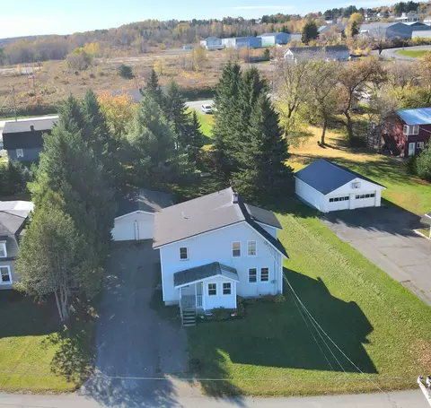 39 Washington St, Caribou, ME 04736