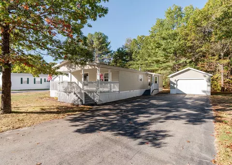 2 Carriage Way, Alfred, ME 04002