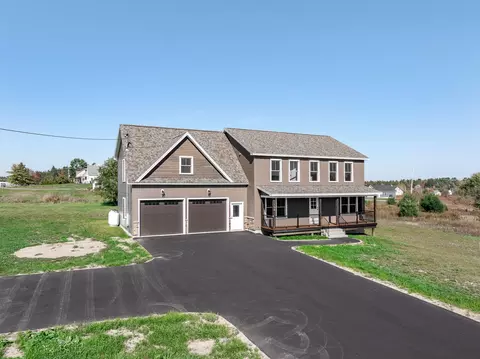 106 Amberside Dr, Hermon, ME 04401