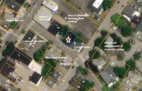 18 Free St, Saco, ME 04072