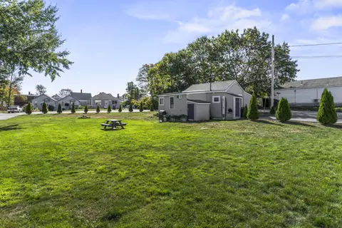 2 Wintergreen St, Old Orchard Beach, ME 04064