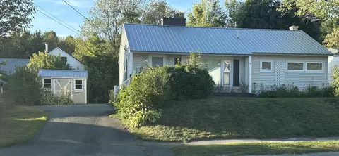 73 Forest Ave, Millinocket, ME 04462