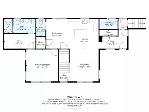 26 Peggy Ln, Manchester, ME 04351