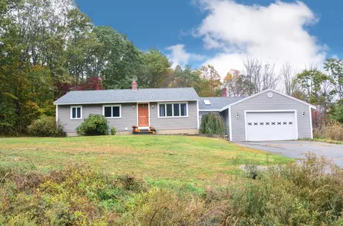 75 Lewiston Rd, West Gardiner, ME 04345