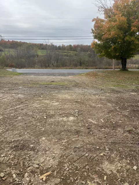 82 Back Rd, Skowhegan, ME 04976