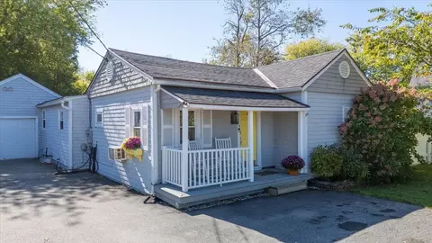 14 Thomaston St, Rockland, ME 04841