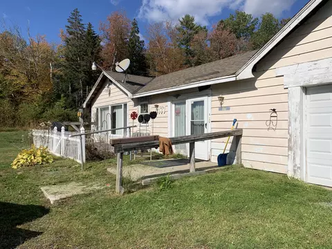 177 Mt Ephraim Rd, Searsport, ME 04974