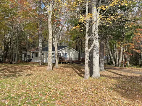 8 Our Way, Ellsworth, ME 04605