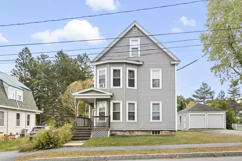 44 Fern St, Auburn, ME 04210