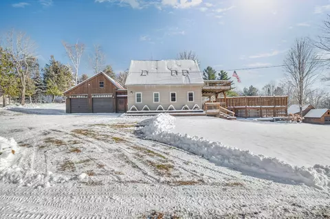 7 Hill Top Rd, Guilford, ME 04443