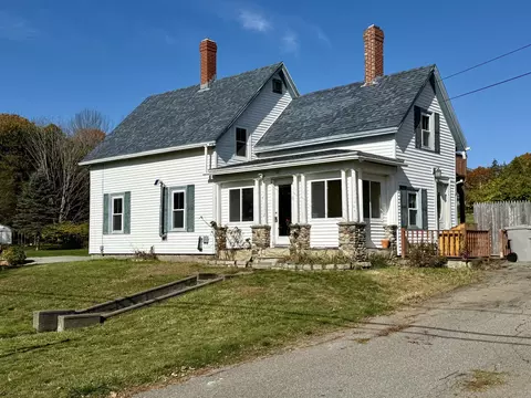 48 Pond St, Bucksport, ME 04416