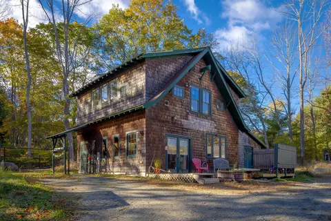 23 South St, Ellsworth, ME 04605