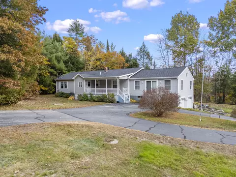 500 Pequawket Trl, Baldwin, ME 04091