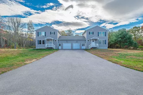 9-11 Blue Rose Ln, Lebanon, ME 04027
