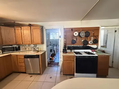 Kitchen - 64 Main St, Vinalhaven, ME 04863 photo 3 of 7