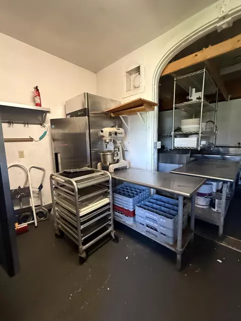 Kitchen - 64 Main St, Vinalhaven, ME 04863 photo 5 of 7